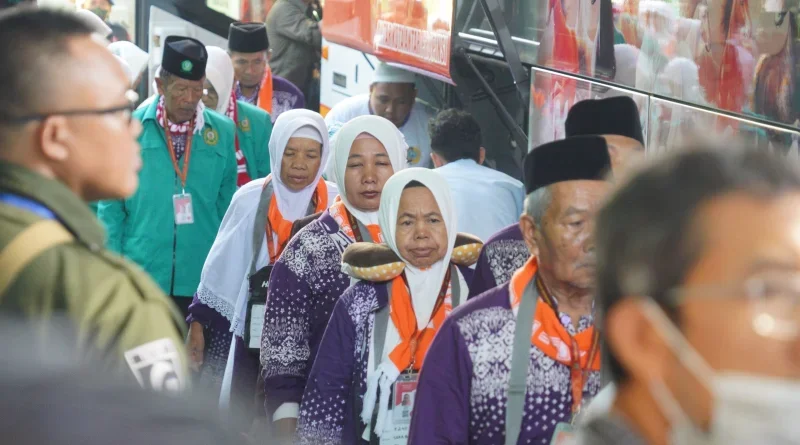 Duka dan Syukur Iringi Kepulangan Jemaah Haji Kulon Progo Kloter Pertama